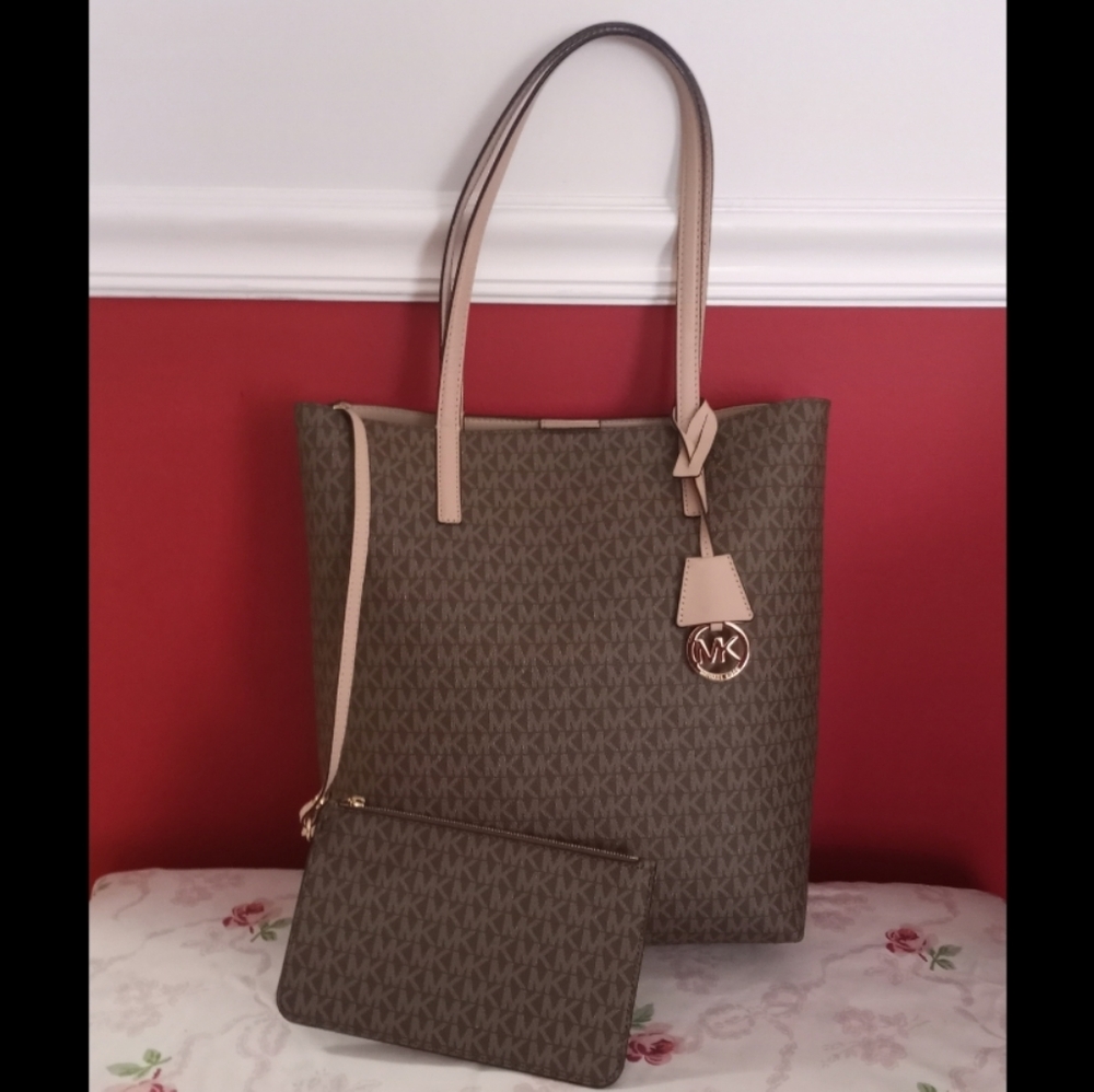 Michael Kors Hayley Large North South Tote